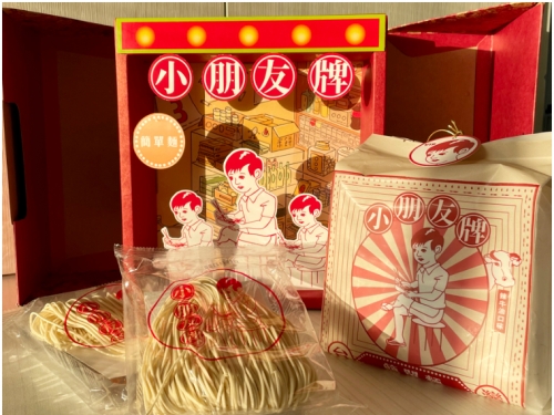 連辣妹奎丁都在吃！一秒想起媽媽好滋味的「小朋友牌 簡單麵」　越簡單口感越不單調！