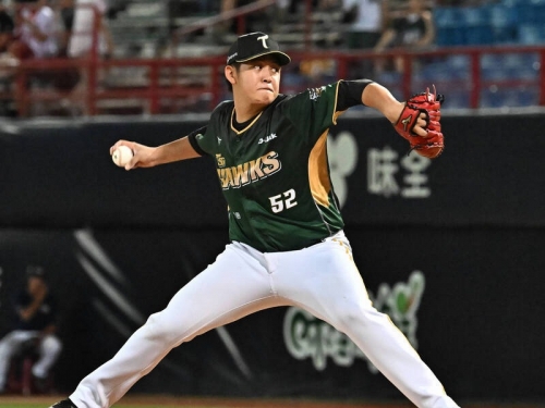 中職》狀元郎韋宏亮「先投」 投教橫田久則透露簡單考量