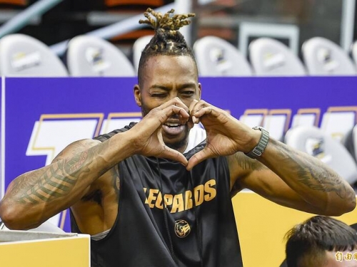 NBA》「魔獸旋風」重返台灣？ 美媒爆勇士不會簽下霍華德