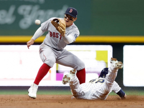 MLB》張育成游擊美技已是日常！紅襪總教練滿意大讚