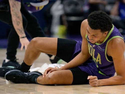 NBA》鵜鶘前鋒墨菲右肩關節唇及旋轉肌撕裂 剩餘賽事提前報銷