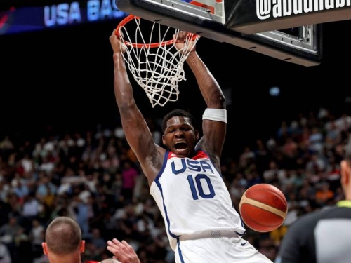 世界盃熱身賽》艾德華茲展現領袖風範帶動逆轉 主帥大讚：他就是那個人