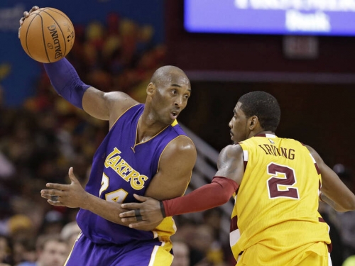 NBA》「每天都很思念他」厄文率隊爭冠前緬懷人生導師Kobe