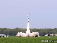 男子自製火箭成功發射　破兩世界紀錄