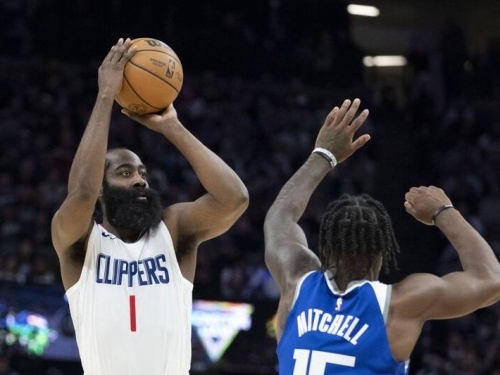 NBA》找到化學效應了！哈登繳26分5抄截 宇宙四星快艇大勝國王