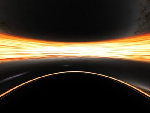 墜入黑洞事件視界是什麼感覺？NASA 超級電腦釋出新模擬動畫