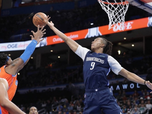 NBA》緩解禁區沒大人壓力 獨行俠10天短約簽昔日替補中鋒