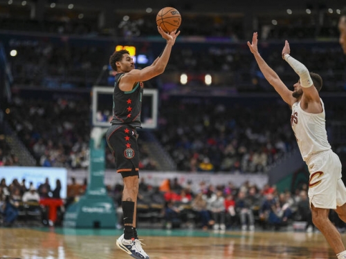 NBA》大爆發！波爾轟本季新高31分還飆「Logo Shot」 巫師卻慘吞11連敗