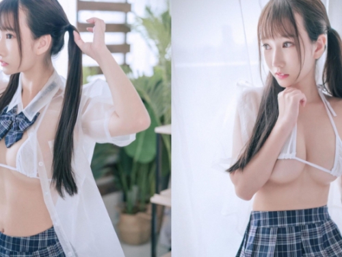 制服誘惑！「又又Yvie」下課先開路，「鮮嫩雪乳」成功蒙蔽粉絲判斷力！