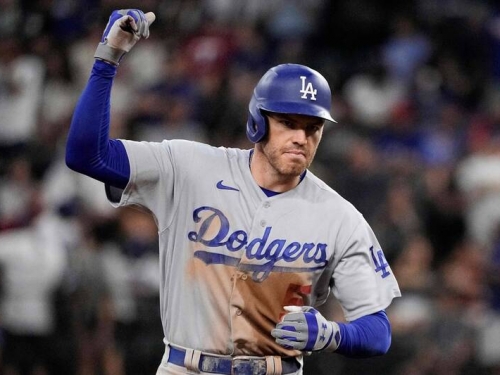 MLB》史上第一人！道奇MVP強打手感火燙 締聯盟首見紀錄