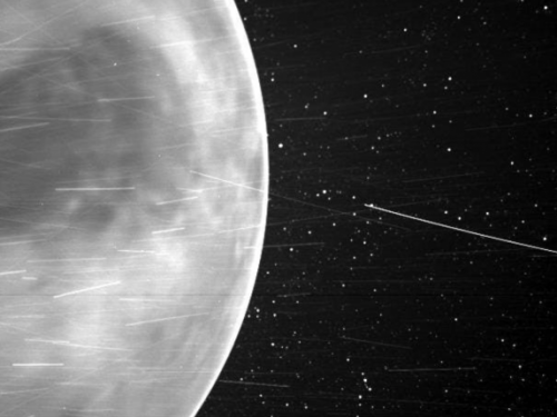 派克太陽探測器「不小心」拍攝到金星上的神秘細節