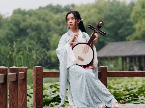 明清小三養成班！老鴇買幼女培訓 嫁入豪門賺暴利