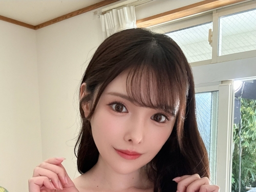 在絲襪公司上班的「新有菜」超下流！用「頂級美腿」猥褻妹妹男友