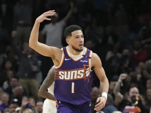 NBA》盼明星賽名單擴編至30人 布克：有足夠多的人才