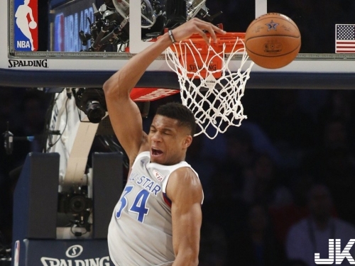 2016-2017 NBA全明星賽24名球員中最年輕的成員