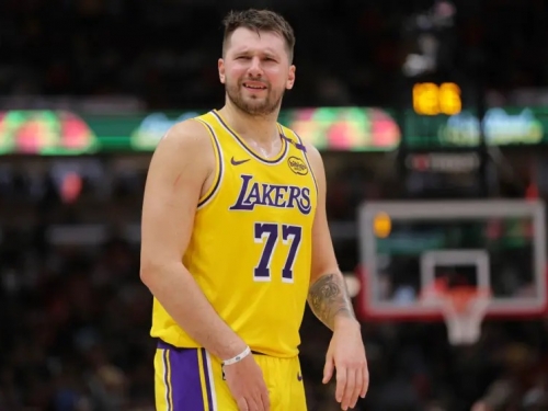 NBA》Doncic防守成湖人落敗主因？球迷分析陣容差異：Curry防守也不好