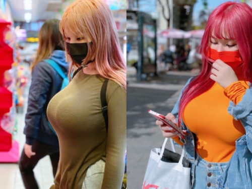這不簡單！「巨乳口罩妹」霸佔扭蛋機　貼身上衣透出豐滿乳量