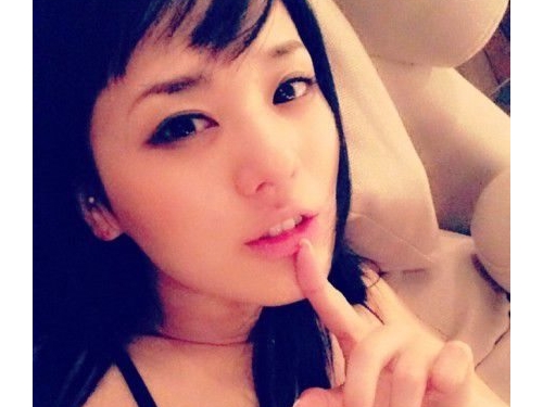 男性「啟蒙老師」蒼井空重出江湖！直播試用「套套」到底有多薄：回到青春期的興奮感！