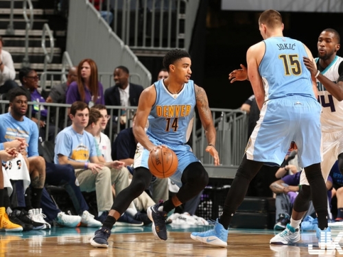 [影片]沒看到這2球虧大 魔術灌籃王領銜「殺人顏扣」！