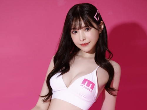 離開F社後解開封印！新ありな(新有菜)twitter粉絲破70萬！