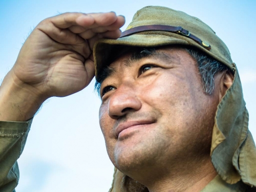 為何日軍要在帽上加兩塊布？可少死十萬人