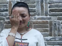 一個苗寨女的獨門絕技：葉脈飛針綉乾坤