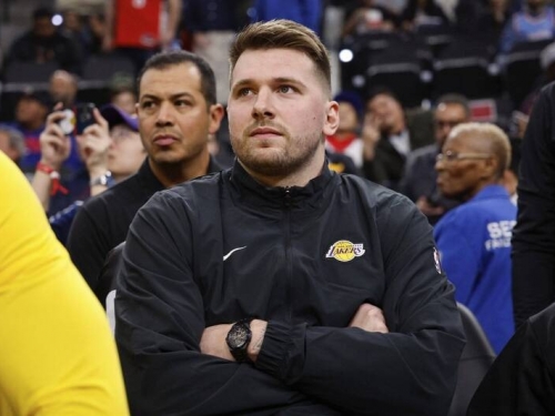 NBA》東契奇湖人初登場將近！教頭曝最快週日對溜馬有望重返賽場