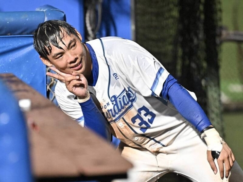 中職》富邦悍將逆轉味全龍 進職棒9年的張洺瑀生涯首獲MVP