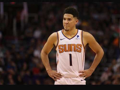 布克掀鬥牛包夾論戰 NBA球星正反意見不一