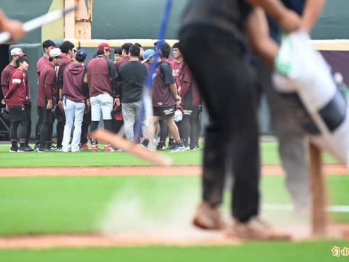 台灣大賽》象猿G4不出賽名單出爐 兄弟2位1指連續4場名單外