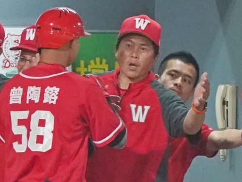 龍隊下週正式投入二軍賽 葉總對小龍的期許是？