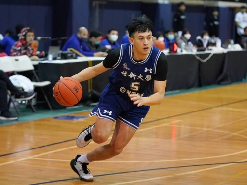 UBA》「最強菜鳥」陳將雙輕鬆拿23分 世新大勝中興快意8連勝