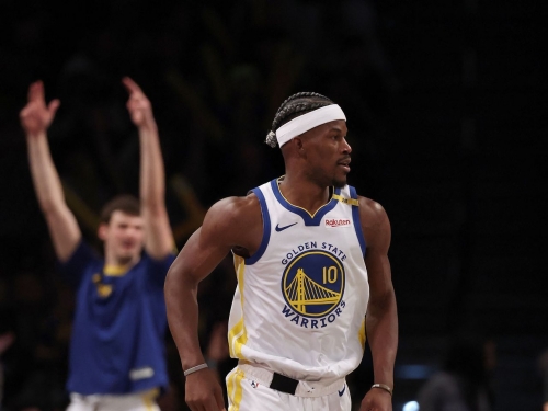 NBA／柯瑞又在客場被喊MVP 勇士主帥讚巴特勒：超級巨星　