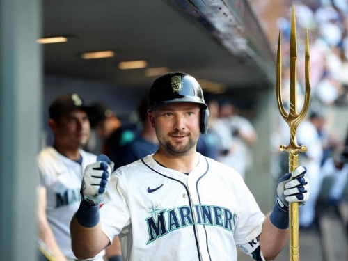 MLB》左右開弓打者單季50轟！水手重砲鐵捕羅里創史上第2人紀錄