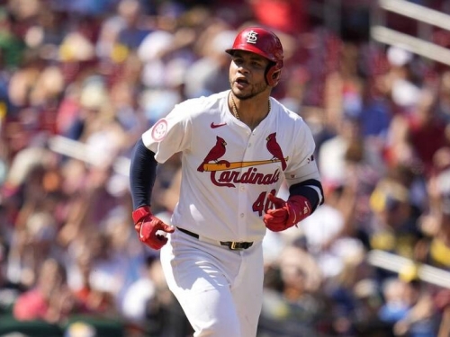 MLB》轉練一壘負擔降低 紅雀球星康崔拉斯盼出賽與全壘打創新高