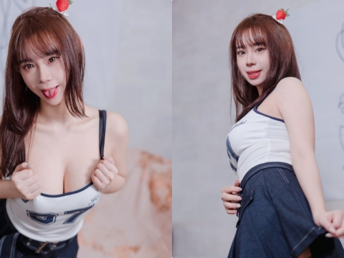 巨乳學妹「在宿舍無意識露溝誘惑」，邀我到房間直接脫衣...