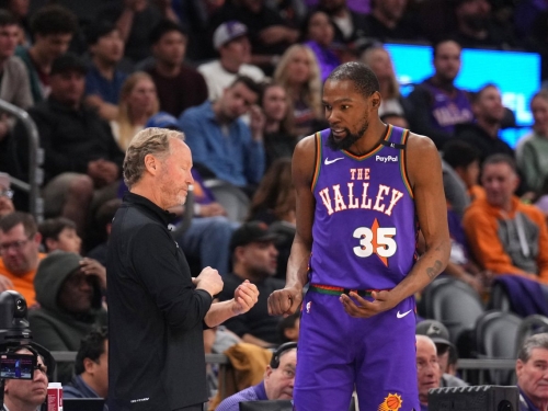 NBA／KD對總教練「甩手」 後 太陽演23分逆轉秀單季橫掃快艇