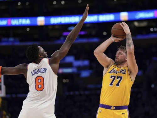 NBA》東契奇32分、詹皇31分 湖人延長賽打敗尼克奪8連勝