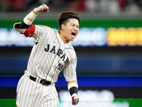 日職》村神太狂！本季首打席就炸裂 讓全場球迷沸騰