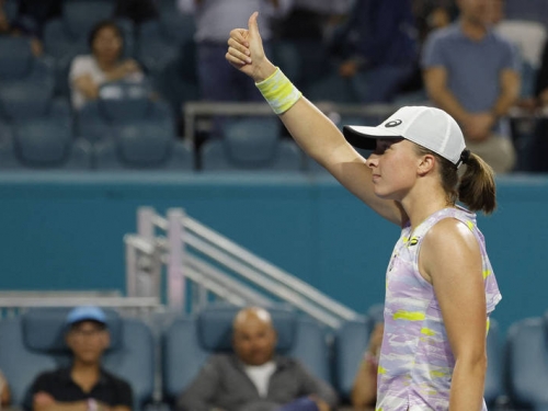 網球》準球后慶祝行情！波蘭美少女狂飆15連勝