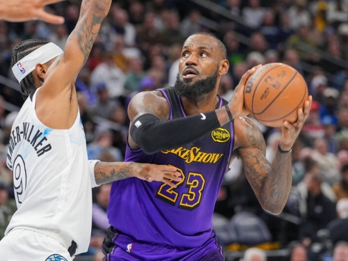 NBA》好慘！D.羅素拿全場最高20分做白工 湖人被灰狼痛宰