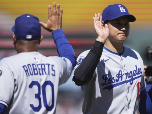MLB》媒體問衛冕軍道奇要改進的地方？ 主帥羅伯斯辣評：全部！
