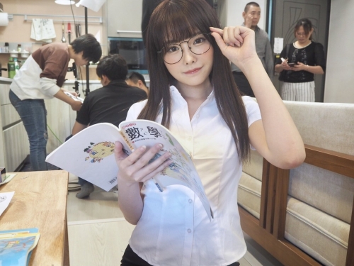 女神降臨！橋本有菜來台喊「蝦子好吃呀」　網友全歪樓：暗藏關鍵密碼