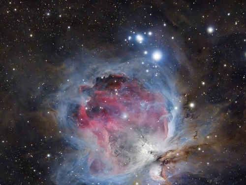 獵戶座星雲驚見「雙胞胎行星」 科學家：可能是被巨星霸淩的結果