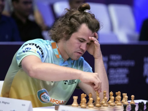 挪威西洋棋王vs全世界！1人對上14.3萬顆腦袋 6個禮拜和局收場
