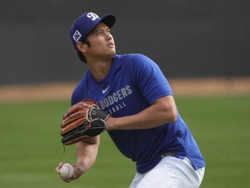 MLB》大谷、山本和朗希首度同時亮相 羅哈斯春訓送禮歡迎新隊友