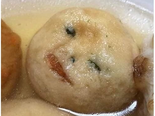 火鍋中出現這麼一個丸子 吃客你該怎麼辦？