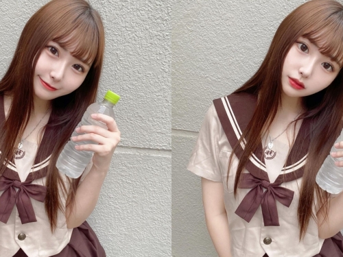 20歲甜甜偶像「制服造型」太萌了，「G奶乳量」走火辣路線也好搭！