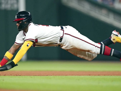 MLB》淩晨打電動接到總管電話 阿庫尼亞復出首戰跑出雙盜（影音）