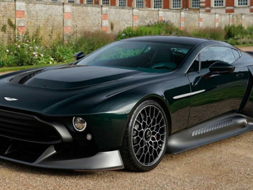 最強手排馬丁！全碳纖維車殼、836匹馬力...向經典致敬 Aston Martin Victor 霸氣現身！